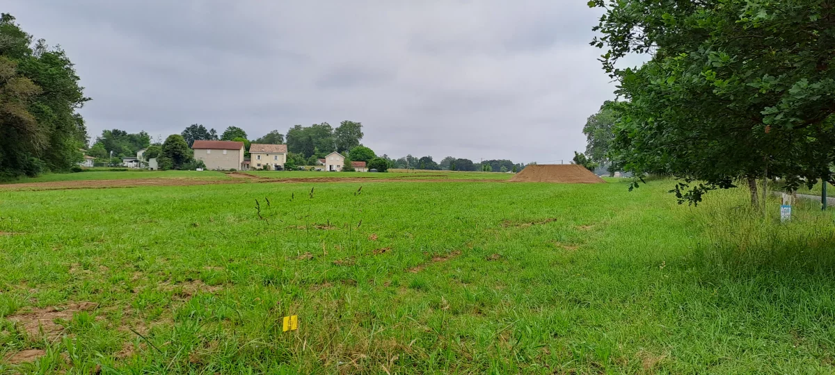 Terrain en individuel 553 m² 