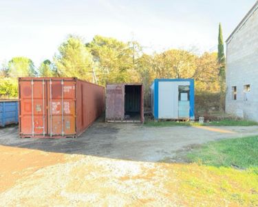 Location d'emplacement pour containers