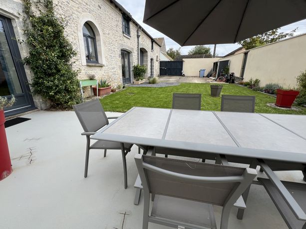 Maison 4 pièces 242 m²