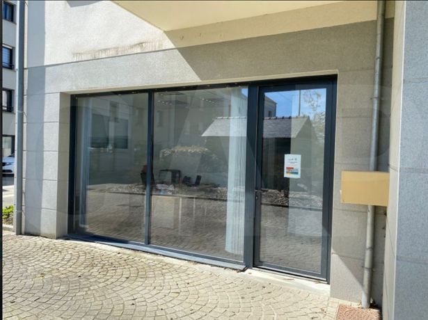 Local commercial 82 m²