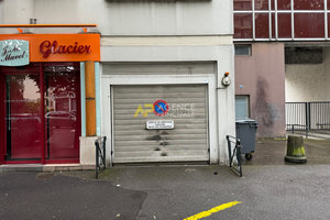 CHAMBÉRY GARAGE À LOUER 