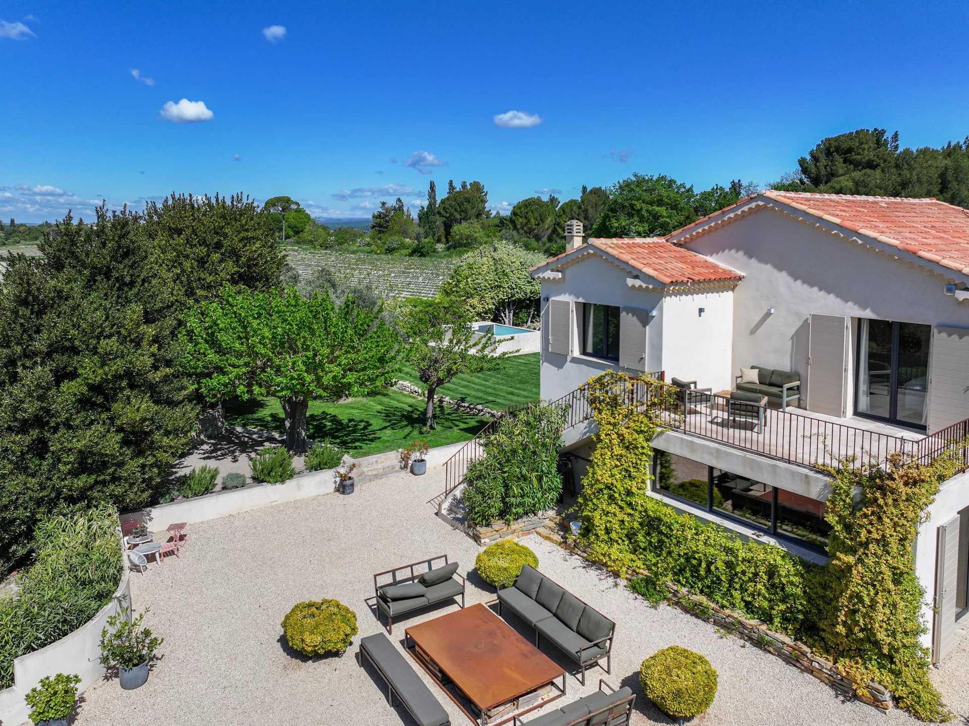 AIX EN PROVENCE - NORD - MAISON DE CHARME - VUE -CALME - PISCINE