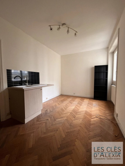 Appartement 1 pièce 19 m²