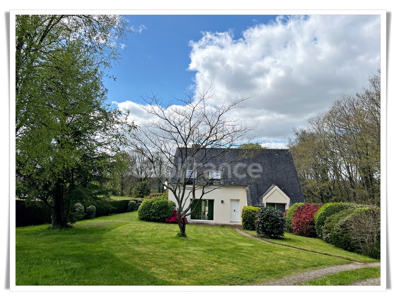 Dpt Morbihan (56), à vendre proche de PONTIVY maison P5  - Terrain de 4050