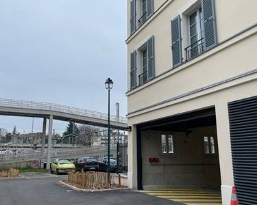 Parking - Garage Vente Pontoise   18000€