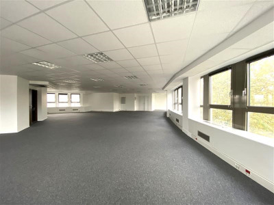 Bureaux 476 m²