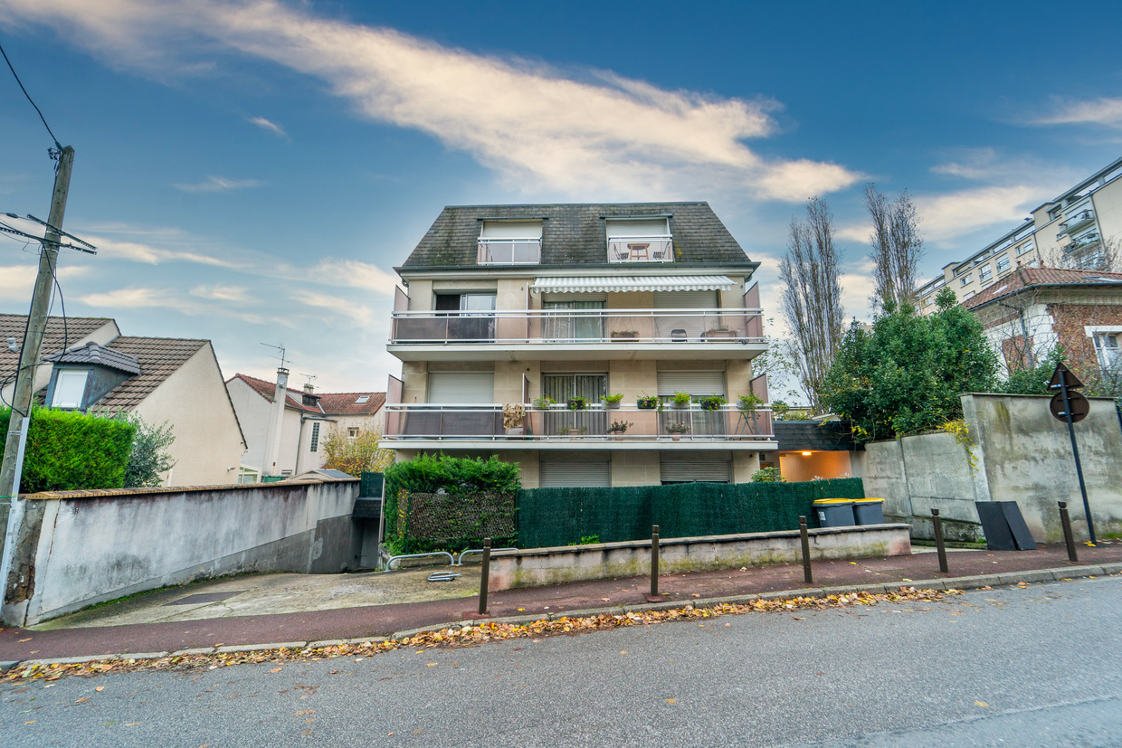 Appartement + Annexe + Parking 14