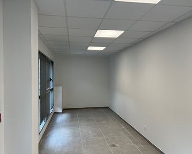 Local Commercial 27 M2