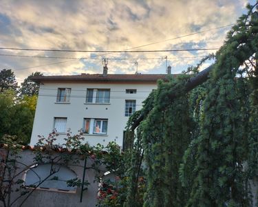 Quartier calme et verdoyant - Appartement T4 Decines Charpieu - Grand Large 