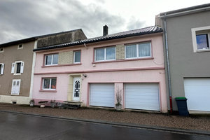 Volmerange-les-Mines Maison mitoyenne avec jardin - 256m2 -