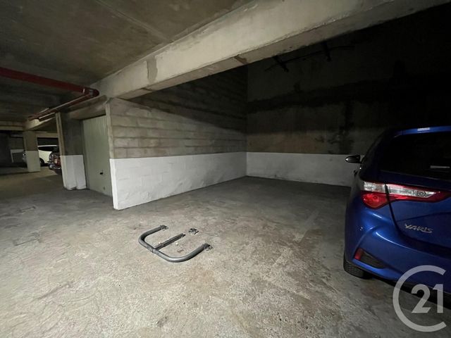 Parking 16 m²