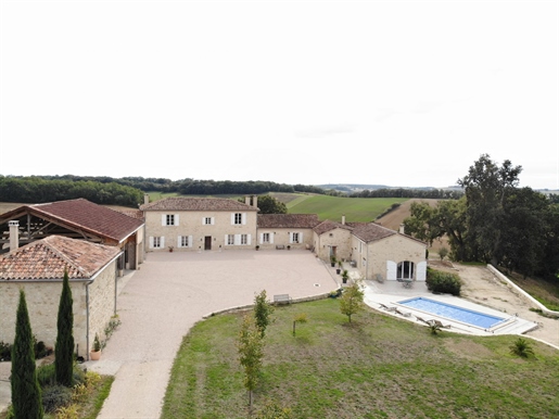 Magnifique Propriété Isolée avec Vues Imprenables