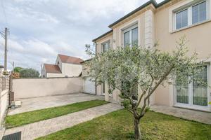 Maison À Vendre sur Champigny sur Marne 4 chambres, 3 Salles d'eau