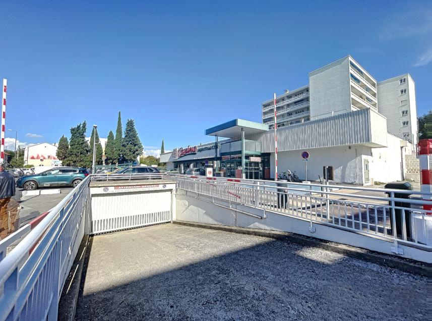 Garage à louer  Avenue de Toulouse 