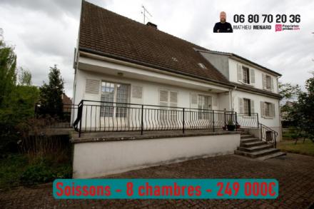 Maison 11 pièces 306 m²