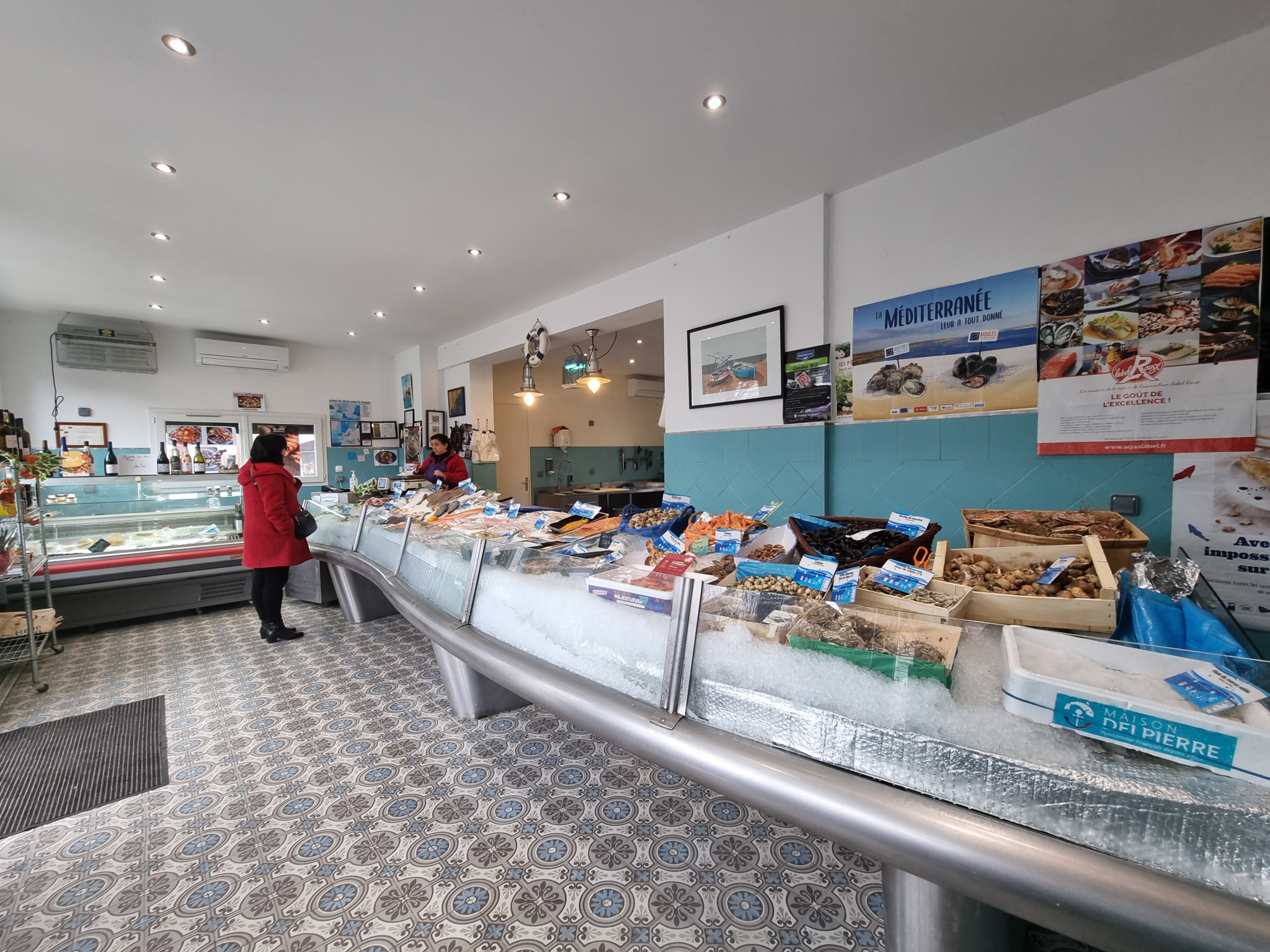 Fond de commerce poissonnerie avec 2 jours de marché 