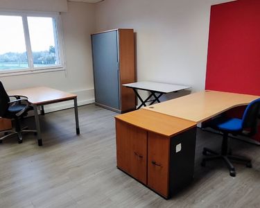 Bureau 20m2 meublé - location au mois