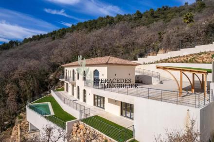 Villa 7 pièces 235 m²