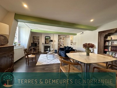 Appartement en duplex de 102,96 m², situé au 2ème étage d'une co