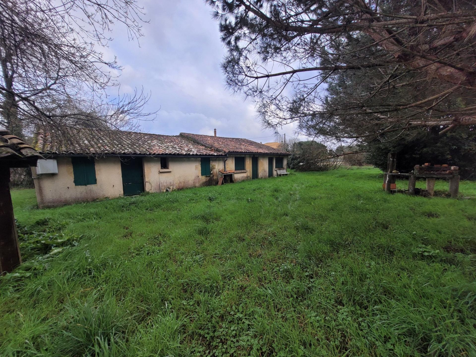 Maison à rénover sur parcelle constructible et divisible