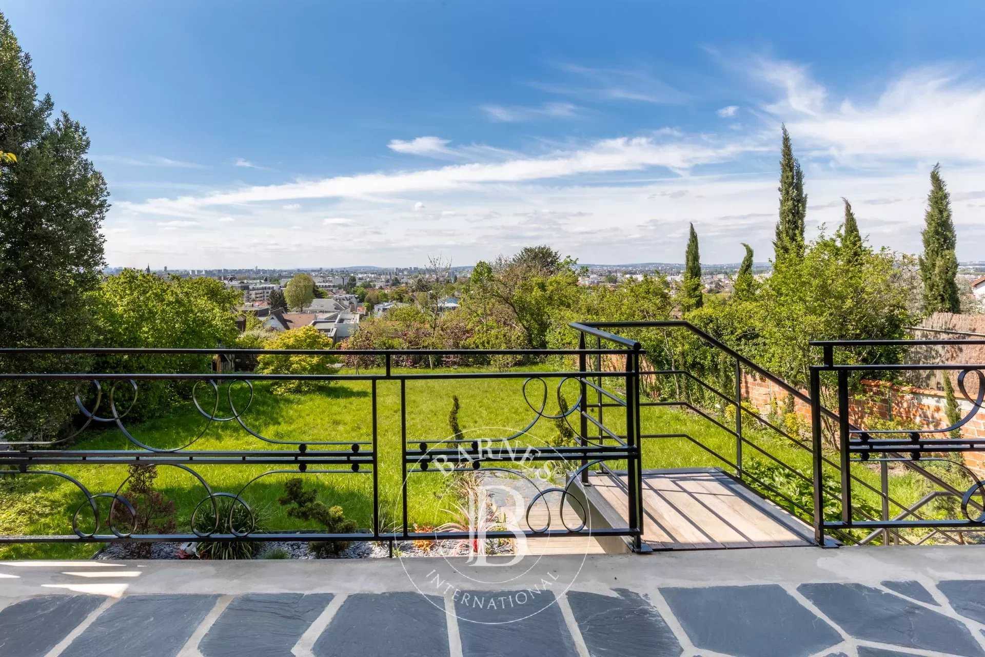 Maison d'architecte avec jardin - Le Raincy - 5 chambres - Piscinable