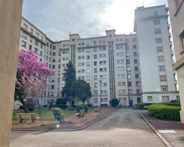 Grand appartement à Lyon 7ème