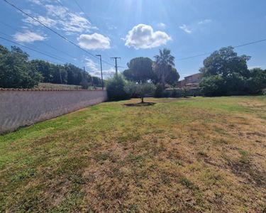 Terrain 450 m² Puget Sur Argens