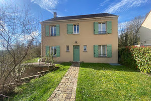 Maison Gaillon Sur Montcient 6 pièce(s) 146.05 m2