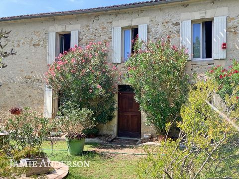 Ancienne maison en pierres de 1802, rénovée dans l