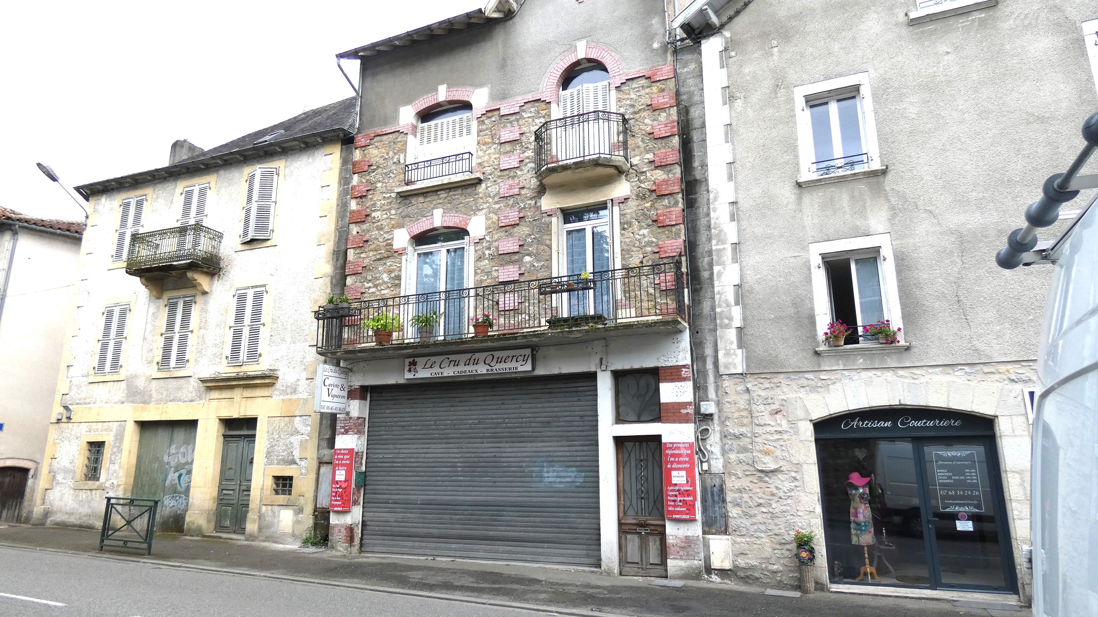 Vente Commerce divers à Villefranche de Rouergue 82 000 €
