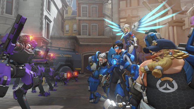 Do Overwatch se vrací co-op event Uprising