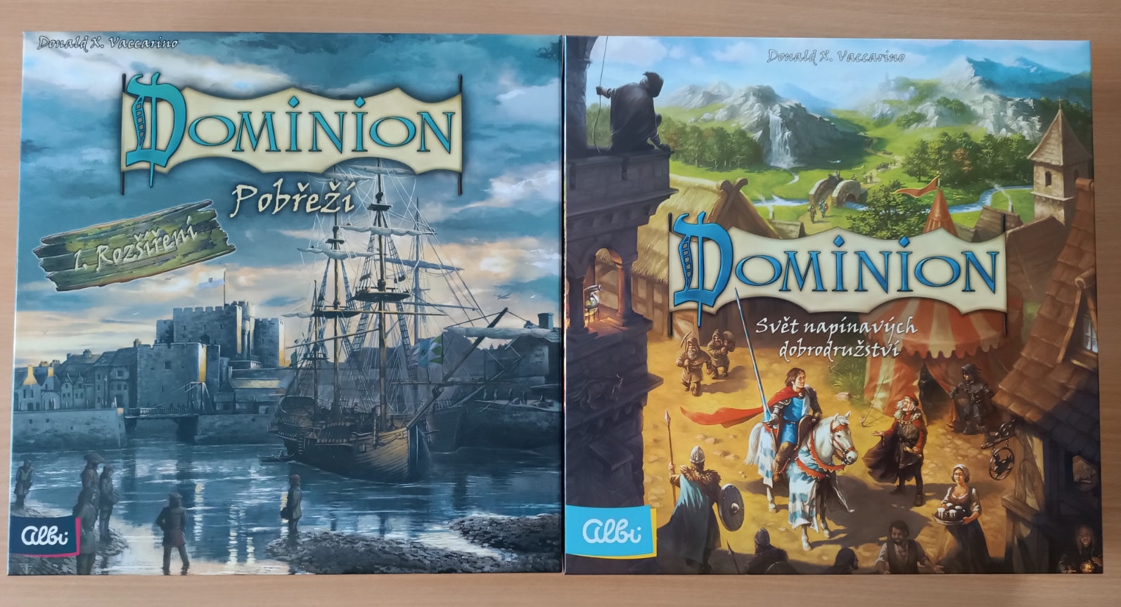 Recenze deskové hry Dominion + rozšíření Pobřeží