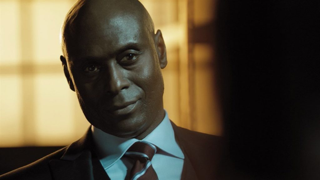 Lance Reddick jako Martin Hatch ve hře Quantum Break