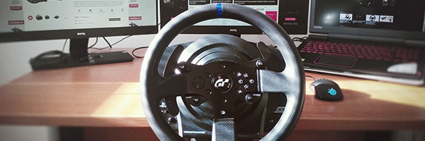 Thrustmaster T300 RS GT Edition: Splňte si závodnický sen