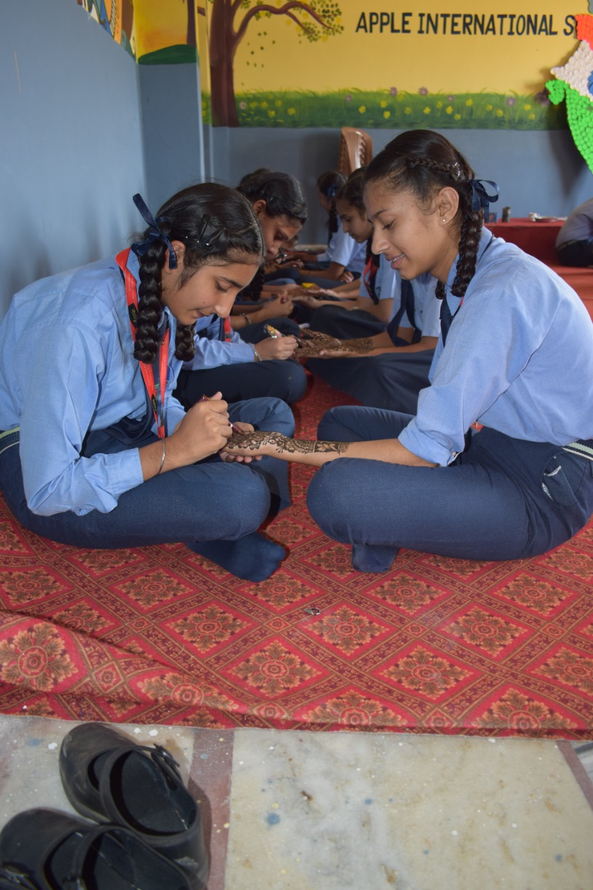 MEHNDI COMPETITION