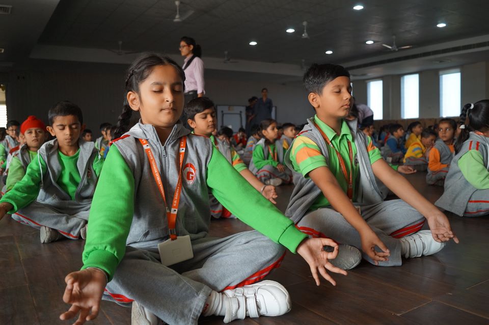 Yog Day Grade-Nur to K.G