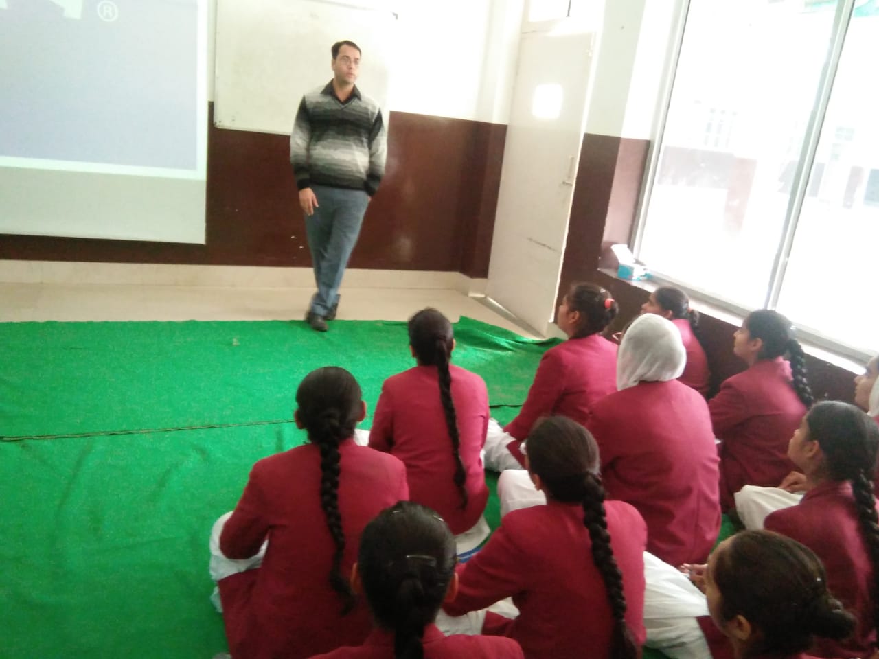 2nd round of career counselling for +1 students by the expert