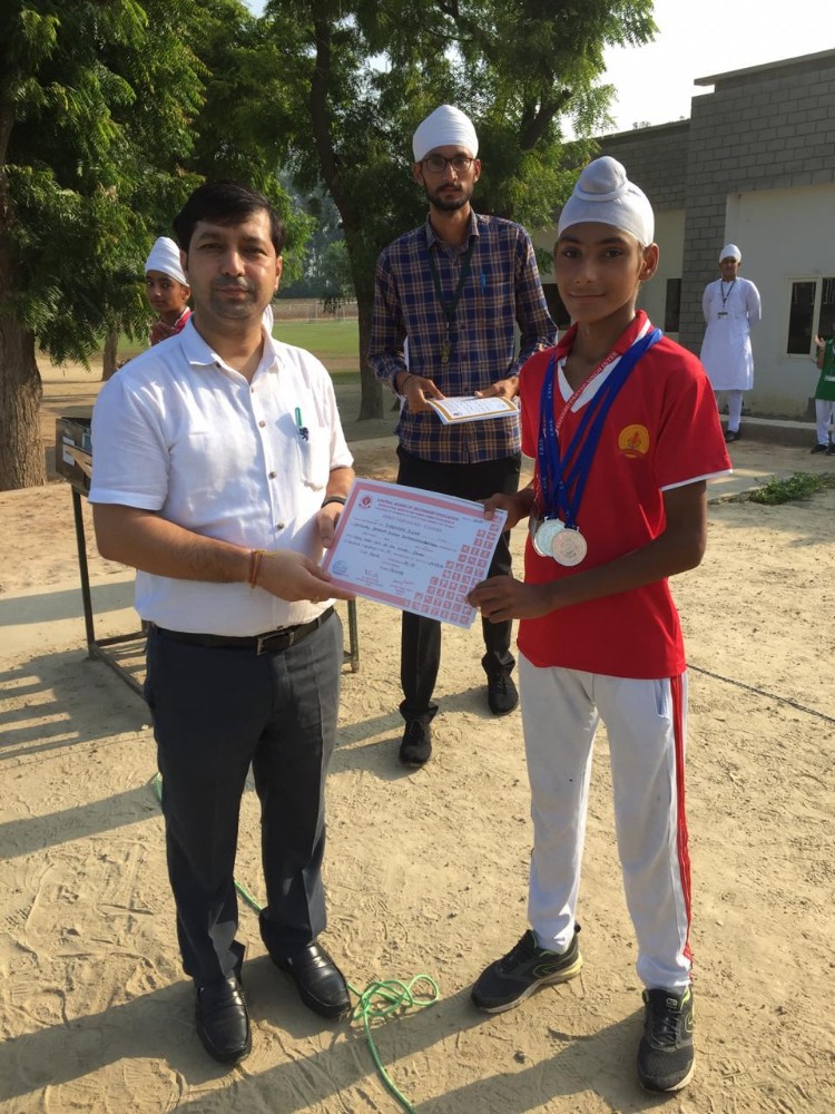 U-14 Overall Trophy Achievers In Cbse Cluster 