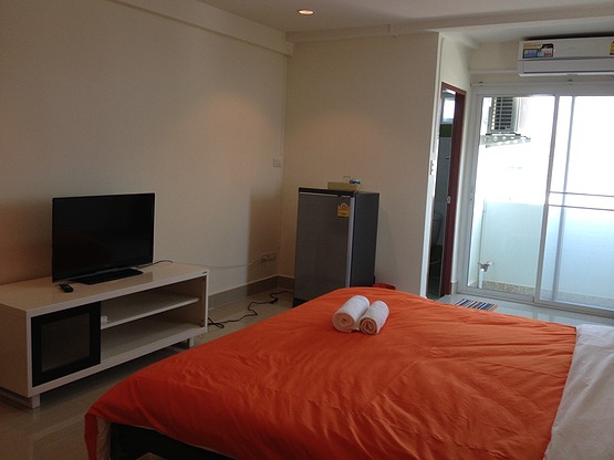 เอื้องผึ้งเซอร์วิสอพาร์ทเม้นท์ Auangphung Service Apartment