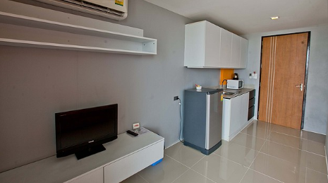 ลา คาซ่า เซอร์วิสอพาร์ทเมนท์ La Casa Service Apartment