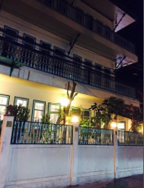 แกรนด์ อพาร์ทเม้นท์ ซอยก่อไผ่ Grand Apartment Soi Kor Phai