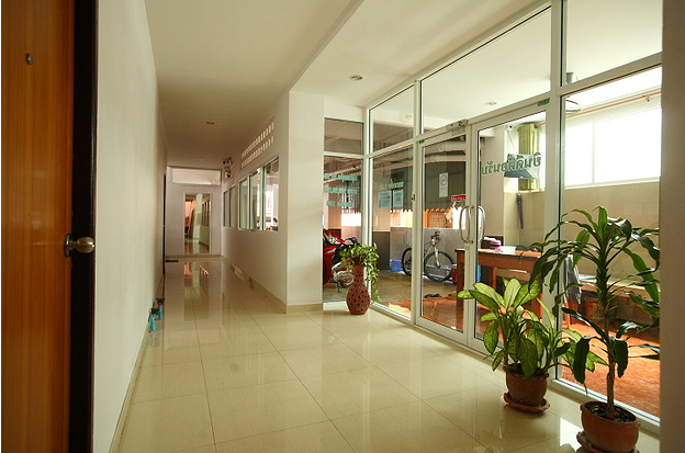 ศิริพงศ์ อพาร์ทเมนท์ Siripong Apartment