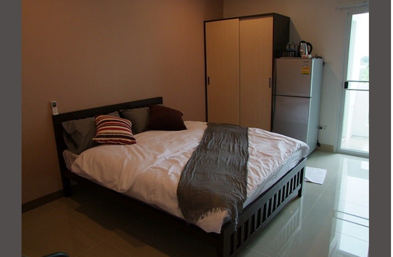 แอทอีส เรสซิเด้นซ์ สุวรรณภูมิ At Ease Residence Suvarnabhumi