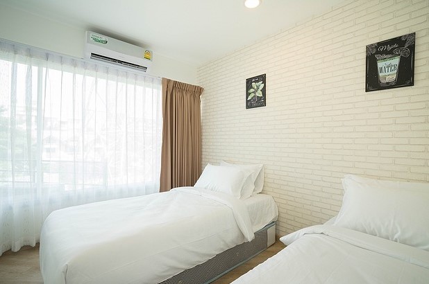 เดอะลักซ์ ลาดพร้าว 10 The LUX Apartment