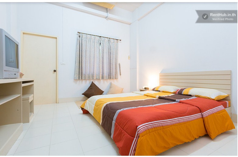 เพชรเพลส อพาร์ทเมนท์ Phet Place Apartment