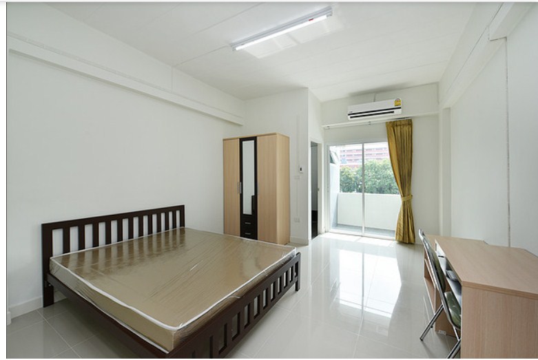 บี 32 อพาร์ทเมนท์ B32 Apartment