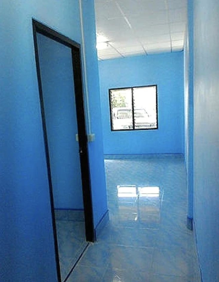 ห้องเช่าสีฟ้า Blue Room for Rent