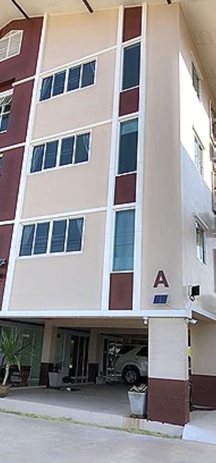 ร่มเย็น อพาร์ทเมนต์ Romyen Apartment