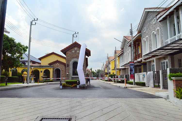 บ้านเปี่ยมสุข ทัสคานี รัตนาธิเบศร์-งามวงศ์วาน Baan Pieamsuk Tuscany Rattanathibet-Ngamwongwan