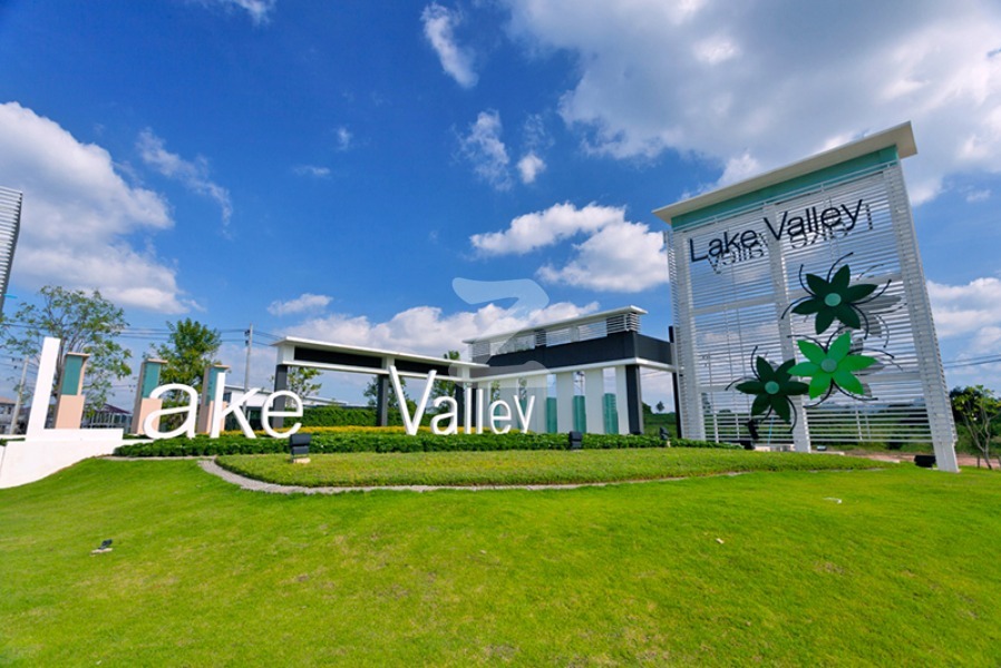 เลค วัลเลย์ บ่อวิน อมตะซิตี้ ศรีราชา Lake Valley Bowin Amata City Sriracha